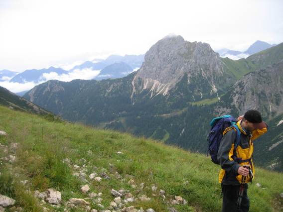 kurze Pause vor dem Abstieg zur Otto-Mayr-H�tte