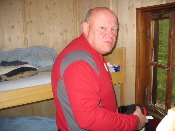 Papa Kebbe muss f�r 2 packen
