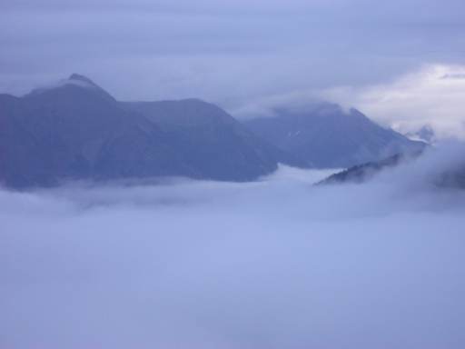 doch der Nebel steigt langsam