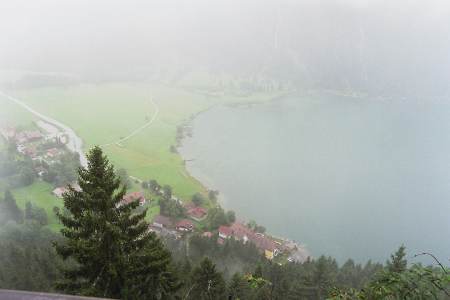 Blick vom Adlerhorst auf Halden und den Haldensee