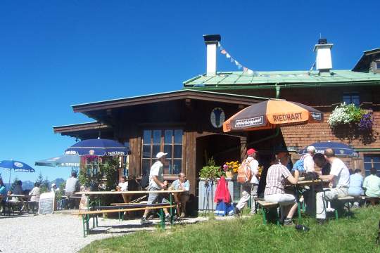Mittagspause an der Vorderkaiserfelden-H�tte