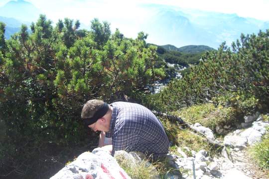 Pause auf dem Weg zur Pyramidenspitze