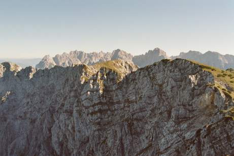 im Hindergrund: der Wilde Kaiser